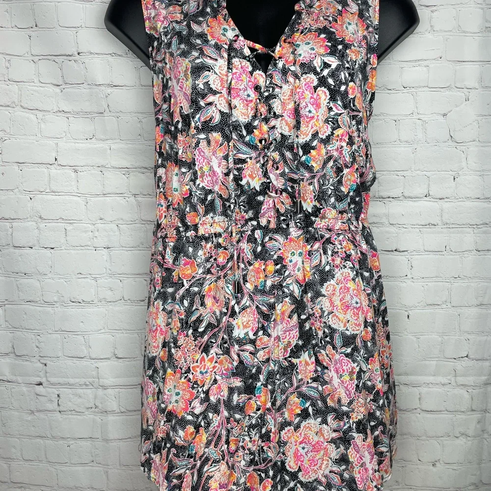 Plus Size - Picture 6 of 6